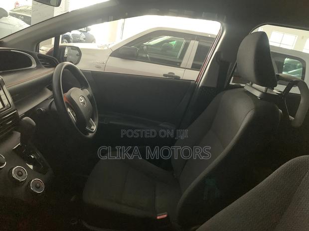 Toyota Sienta 1.5 FWD (6-seater) 2018 Maroon