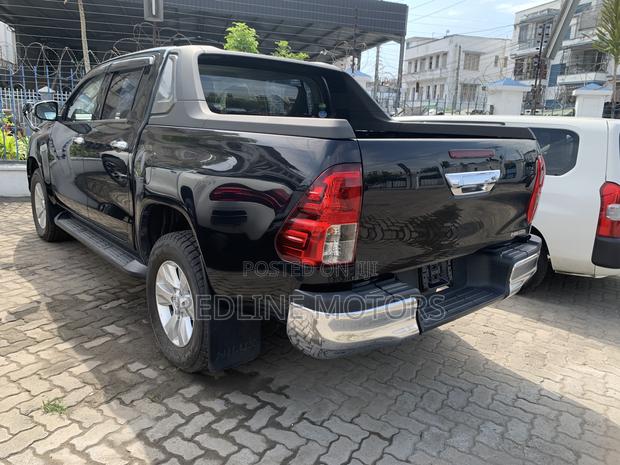 Toyota Hilux Revo Smart Cab Deisel 2.4 AWD 2018 Black