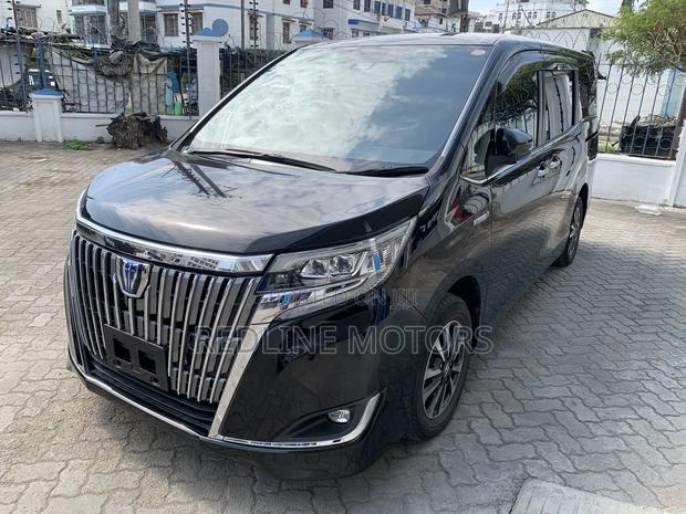 Toyota Esquire 1.8 FWD Hybrid (7 seater) 2018 Black