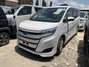 Toyota Noah 2.0 FWD (6 Seater) 2018 Off white for sale