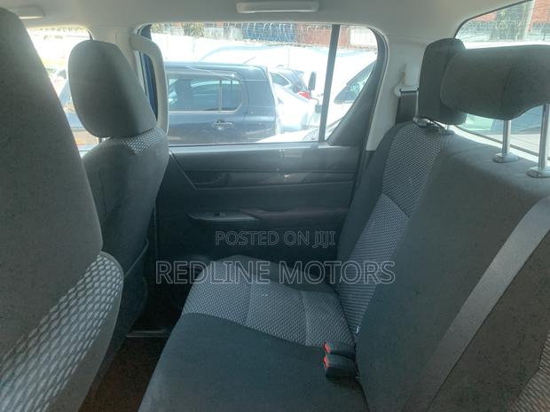 Toyota Hilux Revo Smart Cab Deisel 2.4 RWD 2018 Blue