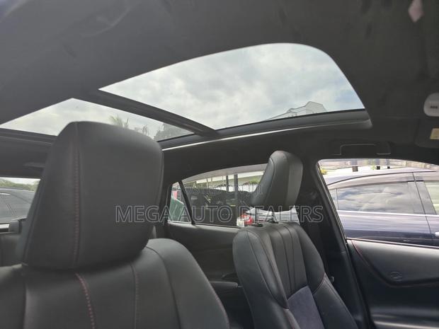 Toyota Harrier 2018 Black