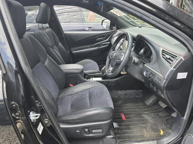Toyota Harrier 2018 Black