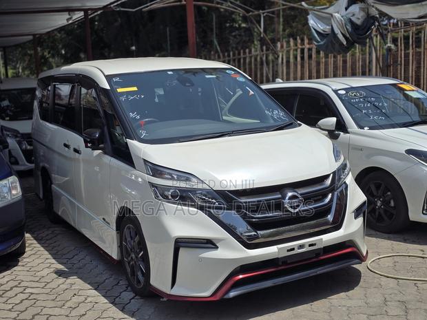 Nissan Serena 2018 White
