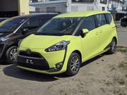 Toyota Sienta 2018 Green for sale