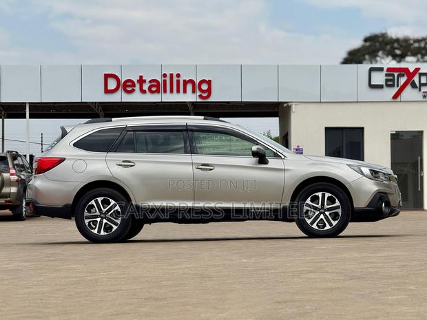 Subaru Outback 2.5i AWD 2018 Gray