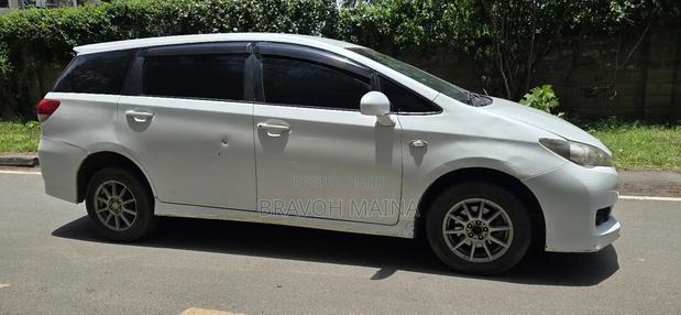 Toyota Wish 2010 White