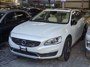 Volvo V60 2018 White for sale