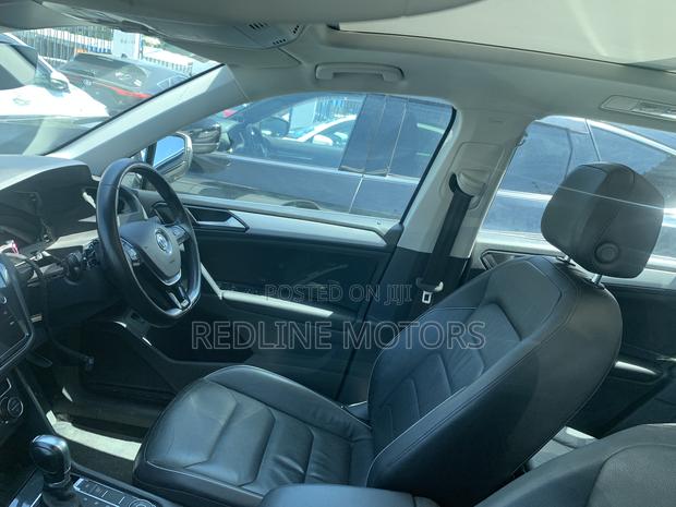 Volkswagen Tiguan 2.0T SE FWD 2018 White