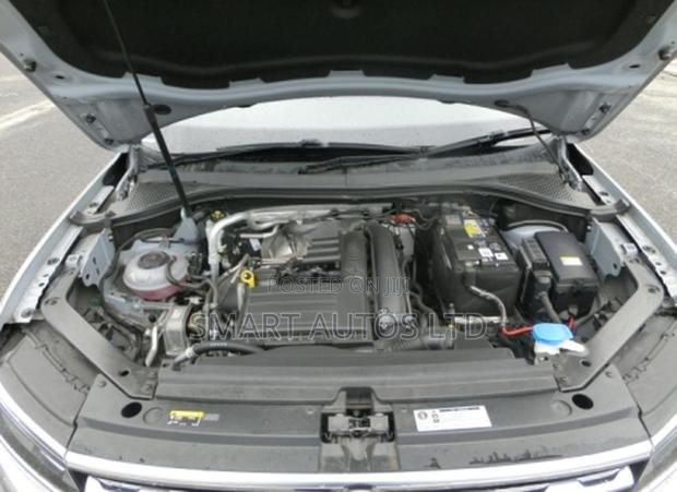 Volkswagen Tiguan 2018 Silver