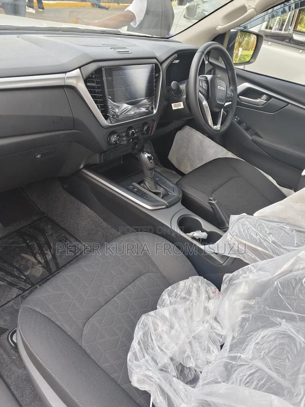 New Isuzu D-MAX 2025