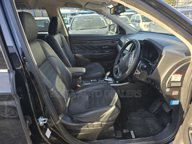 Mitsubishi Outlander 2018 Black