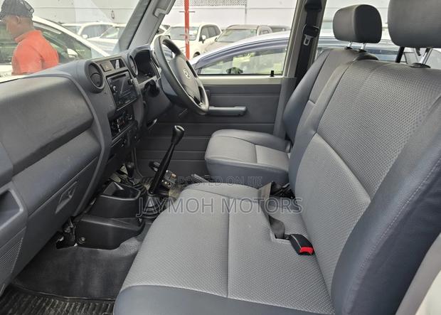 Toyota Land Cruiser 2020 Silver