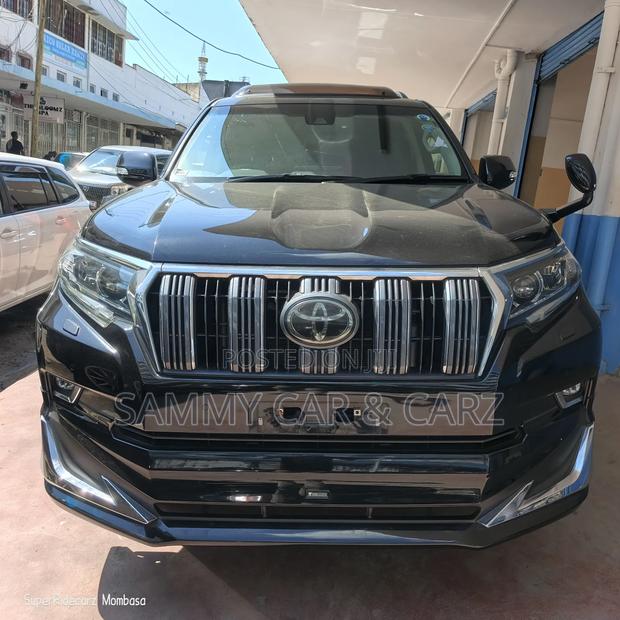 Toyota Land Cruiser Prado 2018 Black