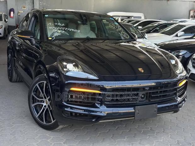 Porsche Cayenne S AWD 2019 Black