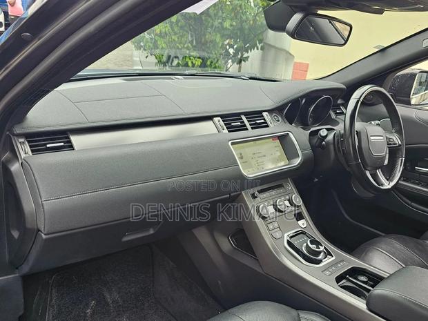 Land Rover Range Rover Evoque 2018 Gold