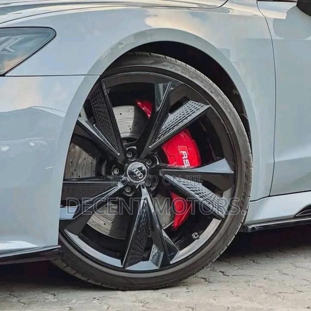 Audi RS 7 2021 White