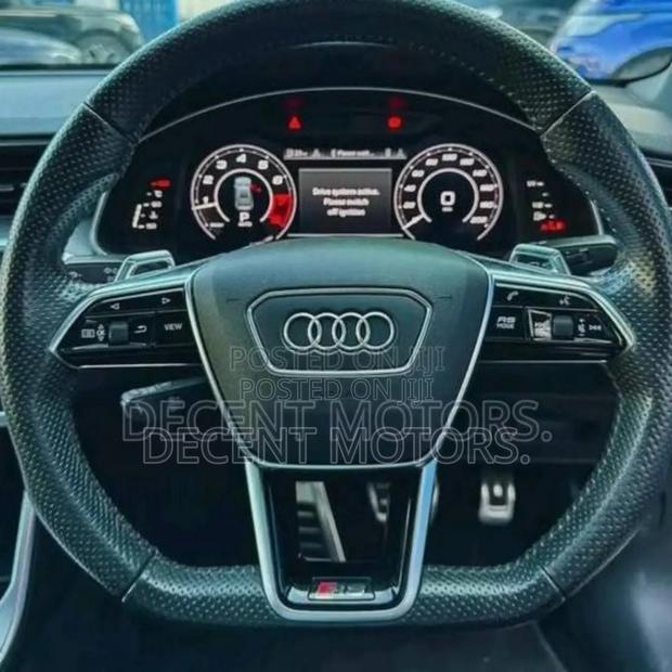 Audi RS 7 2021 White