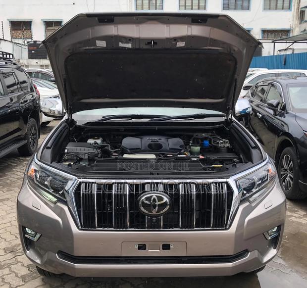 Toyota Land Cruiser Prado 2.8 2019 Brown