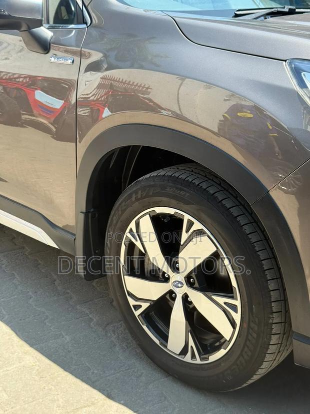 Subaru Forester Limited AWD 2019 Brown