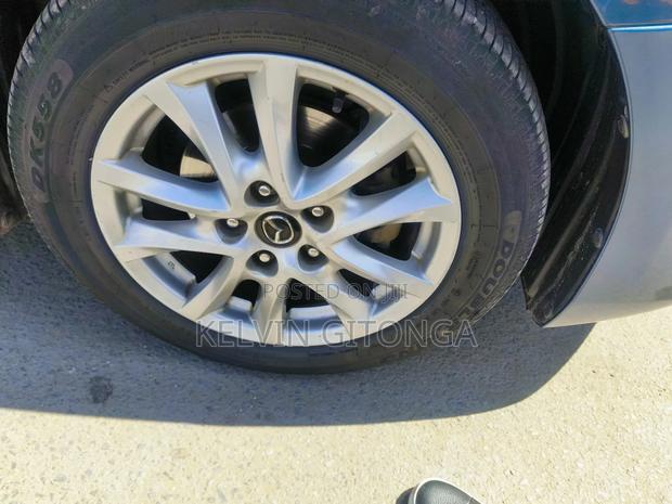 Mazda Axela 2018 Blue