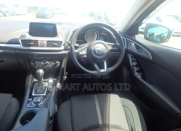 Mazda Axela 2018 Pearl