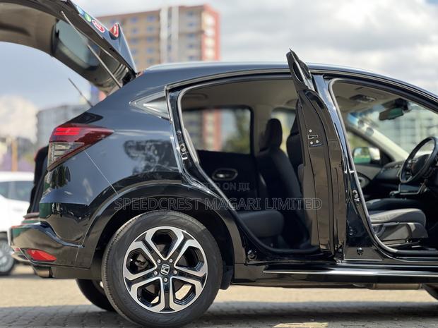Honda Vezel 2018 Black
