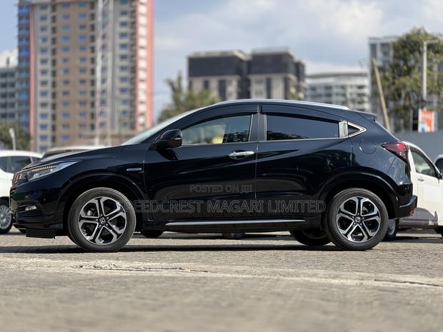 Honda Vezel 2018 Black