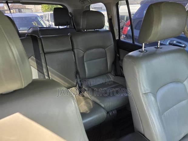Toyota Land Cruiser 2013 Silver