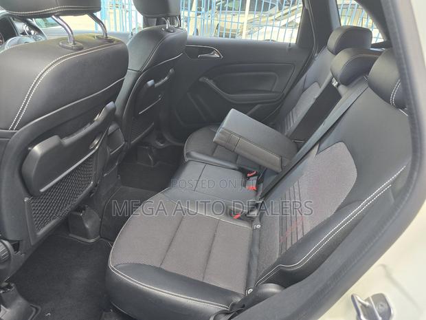 Mercedes-Benz B-Class 2018 White