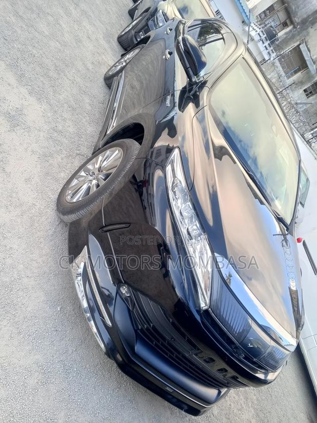 Toyota Harrier 2018