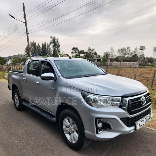 Toyota Hilux Revo Double Cab Deisel 2.8 RWD 2020 Silver