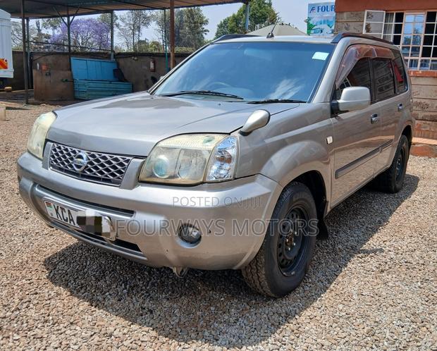 Nissan X-Trail 2007 Gold