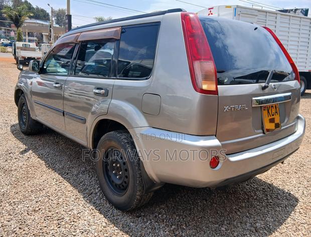 Nissan X-Trail 2007 Gold