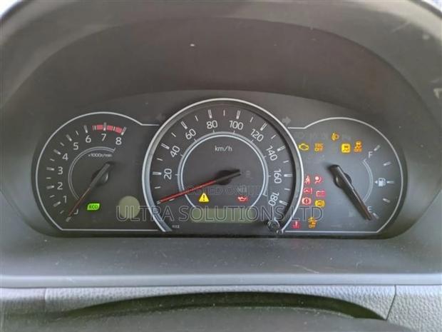 Toyota Noah 2019 Silver