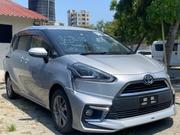 Toyota Sienta 2018 Silver for sale