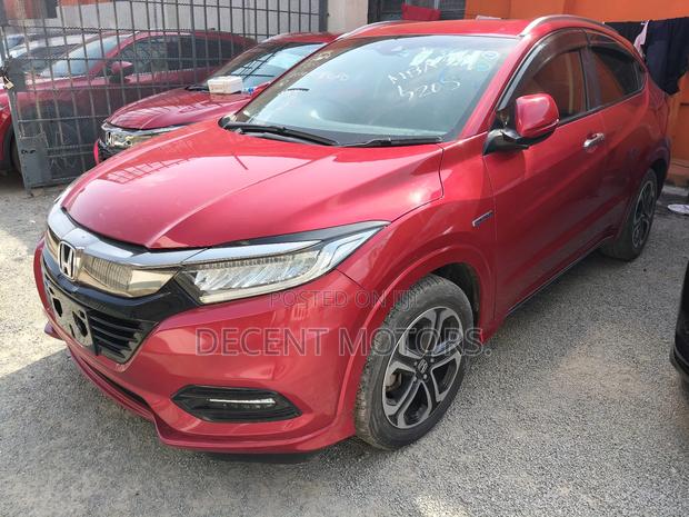 Honda Vezel 1.5 Hybrid 2WD 2019 Red