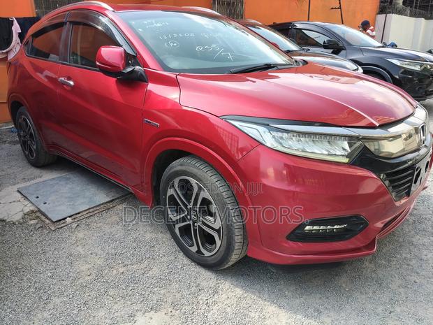 Honda Vezel 1.5 Hybrid 2WD 2019 Red