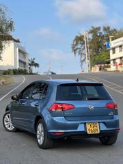 Volkswagen Golf 2017 Blue for sale