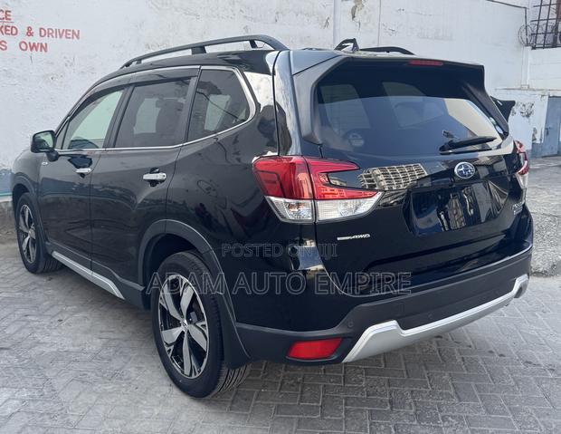 Subaru Forester 2018 Black