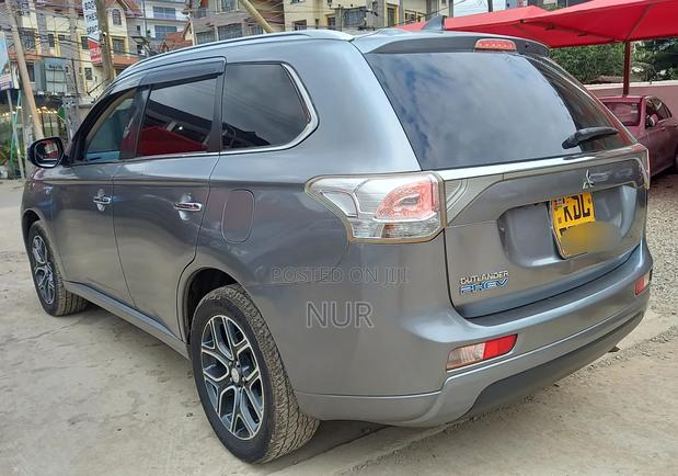 Mitsubishi Outlander 2015 Gray