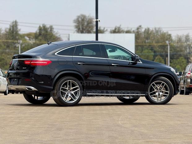 Mercedes-Benz GLE-Class 2018 Black