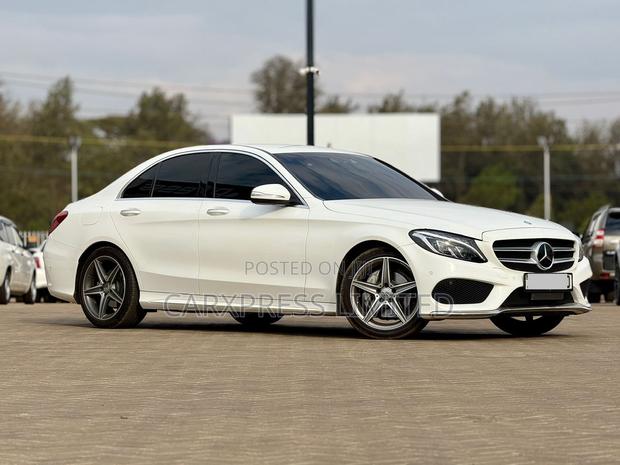 Mercedes-Benz C200 2014 White