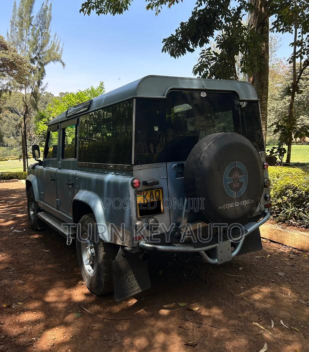 Land Rover Defender 2003 Blue