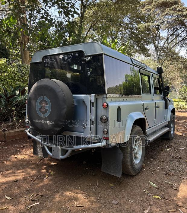 Land Rover Defender 2003 Blue