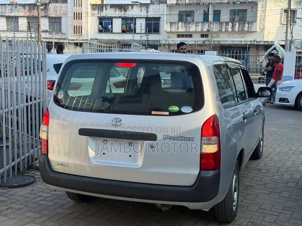 Toyota Probox 1.3 DX 2WD 2020 Silver