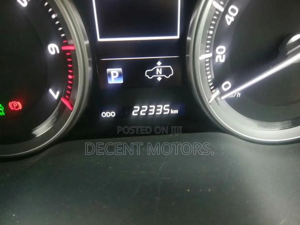 Toyota Land Cruiser 4.6 V8 ZX 2019 Black