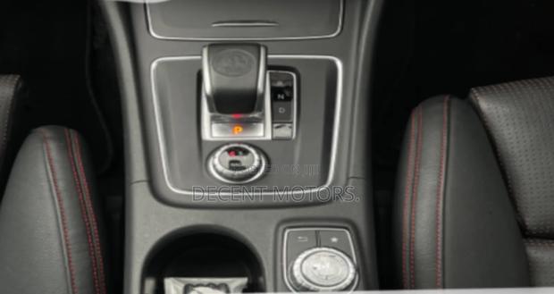 Mercedes-Benz GLA-Class 2018 White