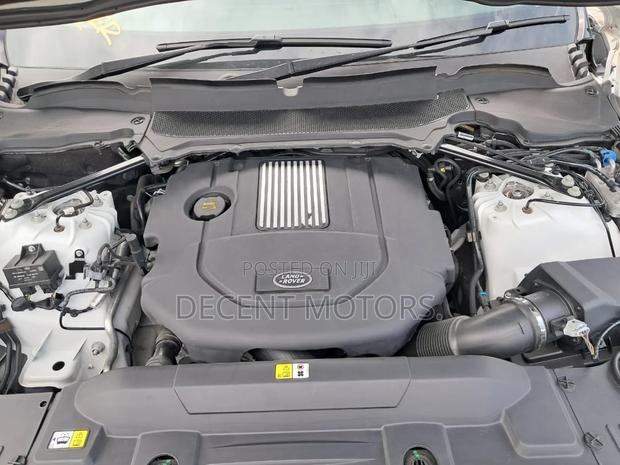 Land Rover Range Rover Sport HSE 2019 White