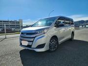Toyota Noah 2.0 AWD (8 Seater) 2018 Silver for sale